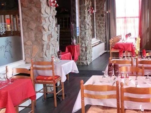 Hotel Le Hussard アランソン エクステリア 写真